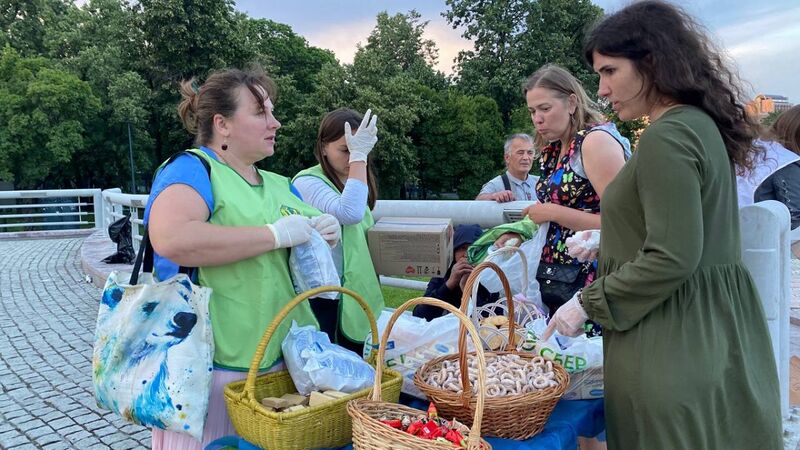 Файл:Social service in Russia.jpg